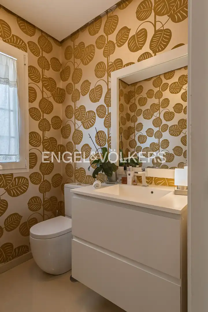 Baño de Casa o chalet en venta en Boadilla del Monte con Aire acondicionado, Calefacción y Jardín privado