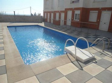 Reihenhaus mit Pool zum Verkauf in Carrer Camp de Tir A 5