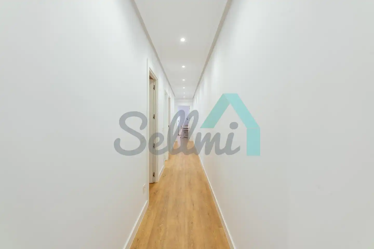 Flat for rent in De Gloria Fuertes, Masip