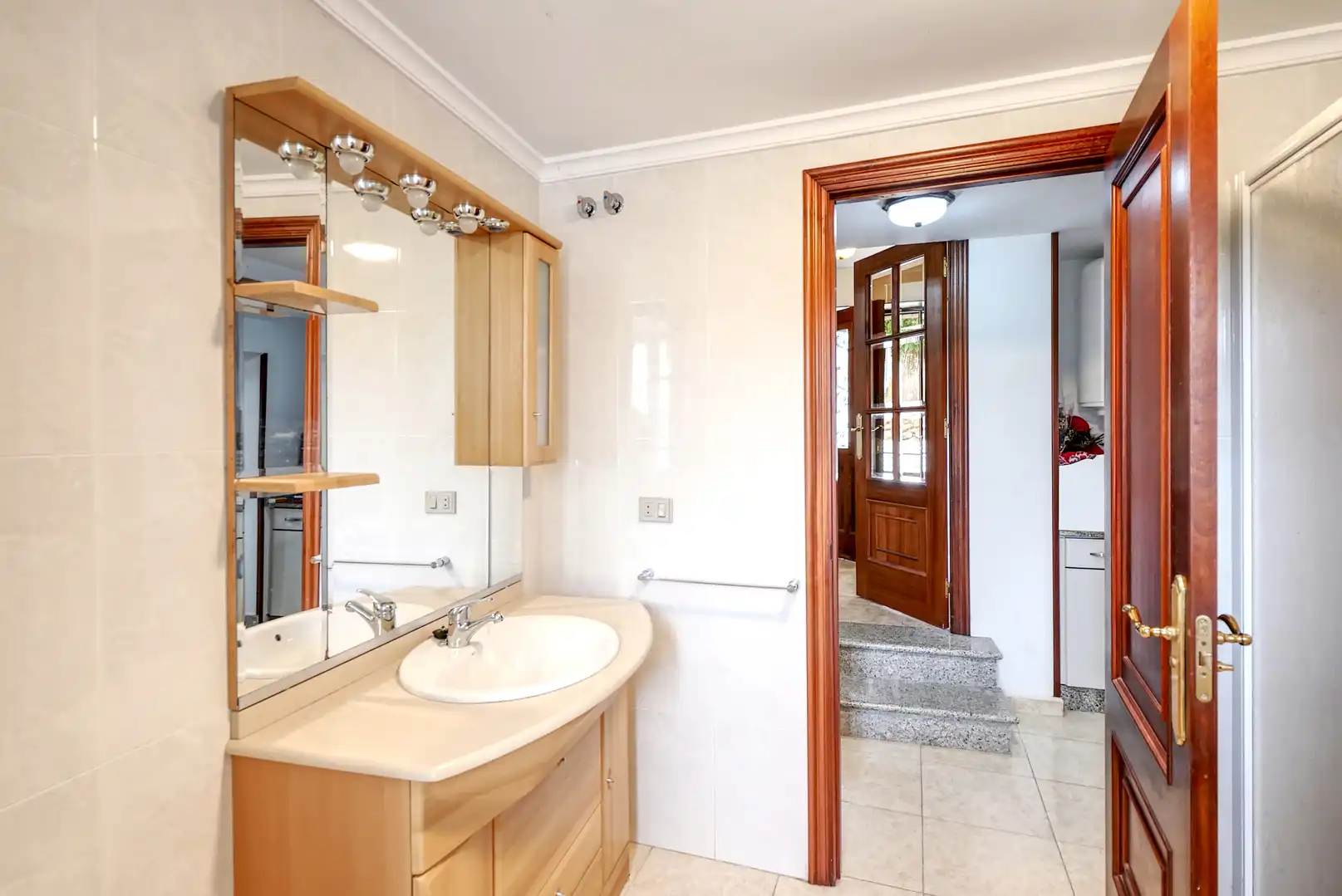 Bany de Casa o xalet en venda en Guitiriz amb Jardí privat, Moblat i Forn