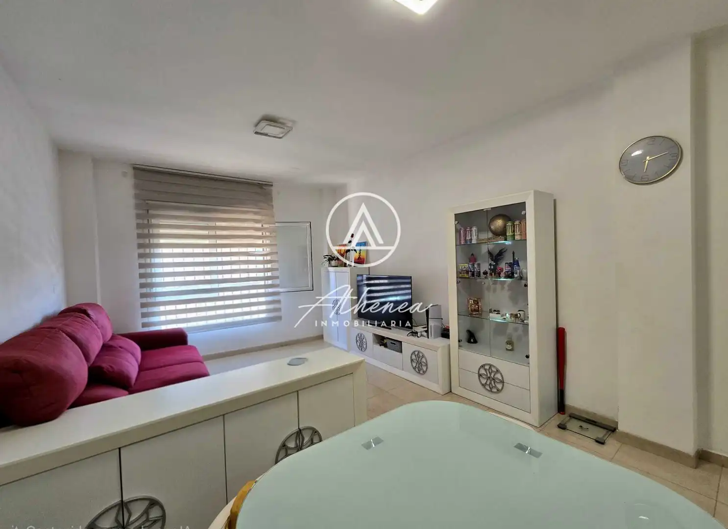 Sala d'estar de Pis en venda en Roquetas de Mar amb Aire condicionat, Moblat i Forn