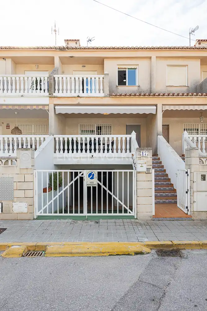 Exterior view of Houses for sale in Sueca  with Air Conditioner, Heating and Private garden