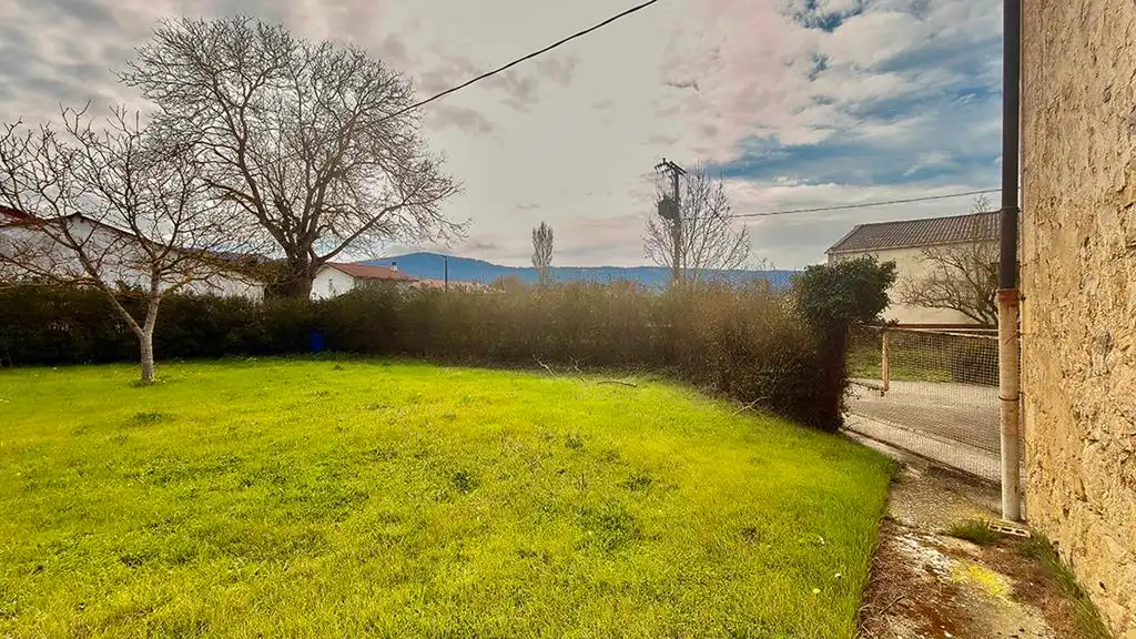 Residencial en venta en San Millán / Donemiliaga