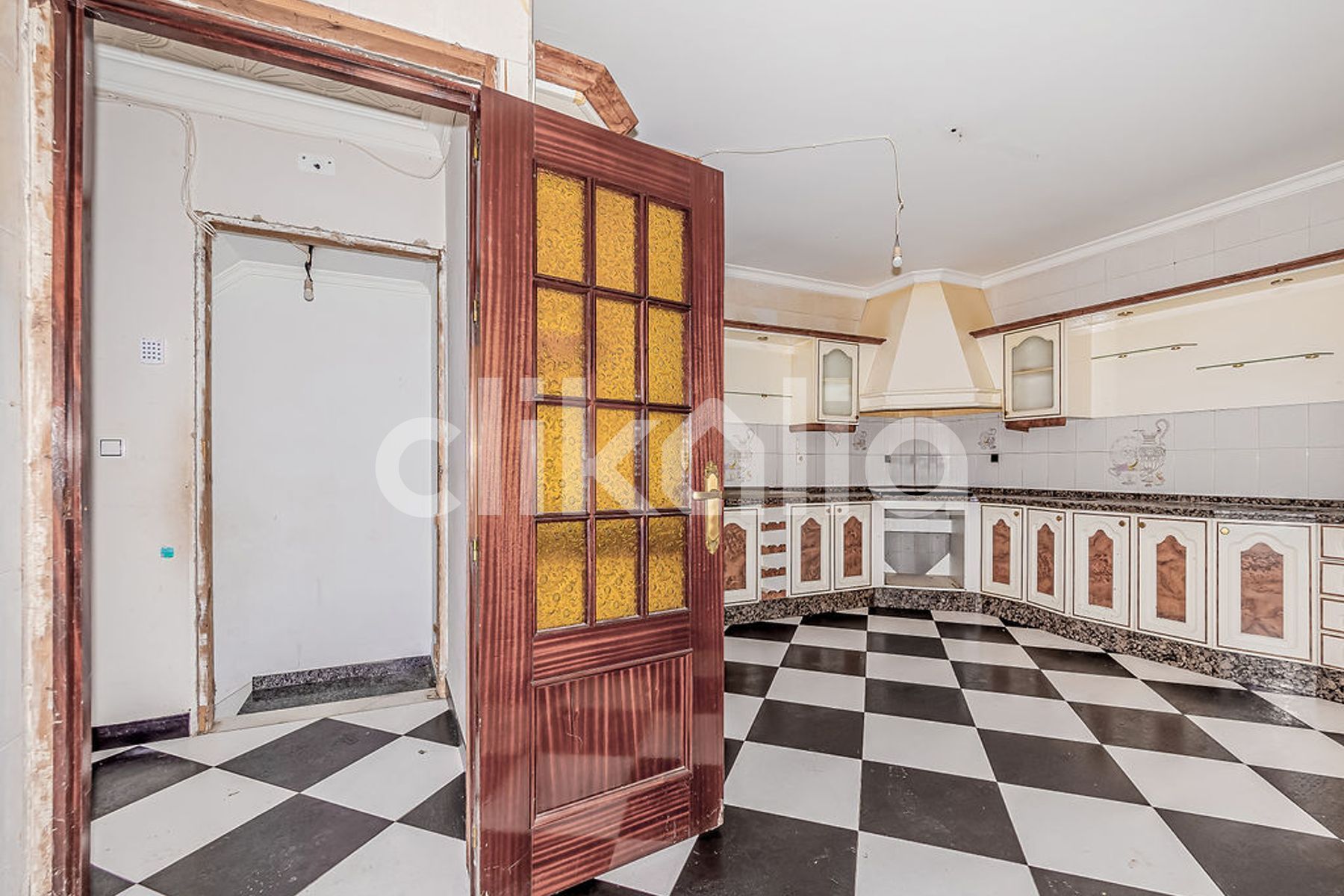 Cocina de Piso en venta en Las Cabezas de San Juan con Terraza y Trastero