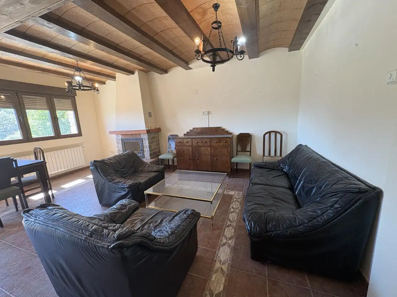 Living room of Detached homes for rent in El Berrueco  with Heating, Private garden and Storage room