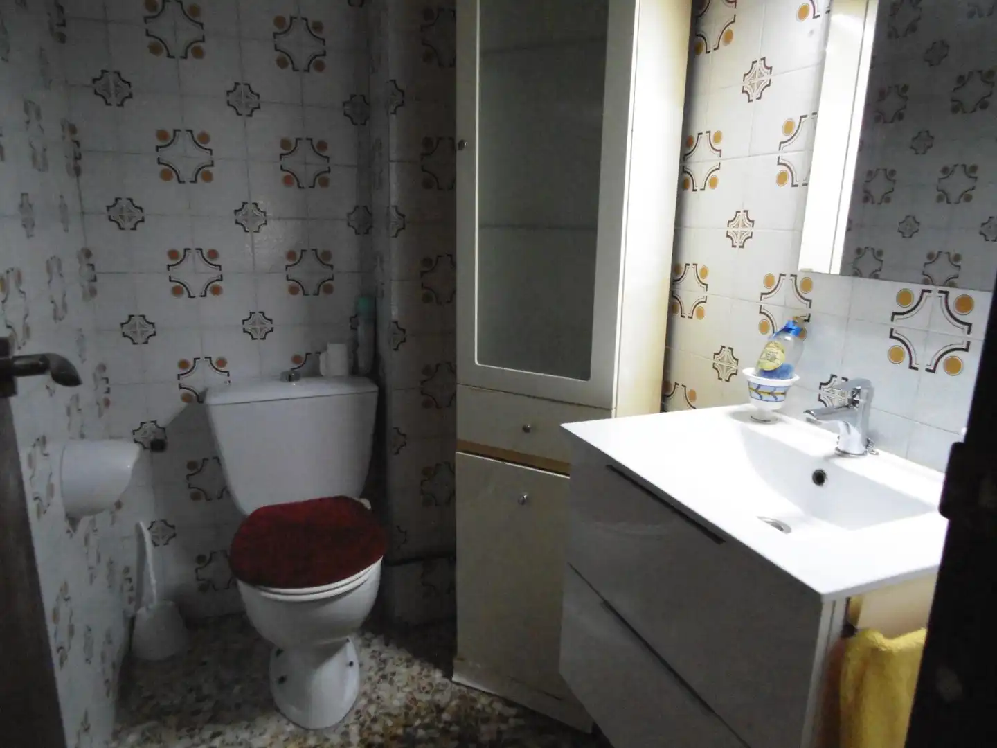Badezimmer von Wohnung zum Verkauf in Castellón de la Plana / Castelló de la Plana mit Klimaanlage und Möbliert