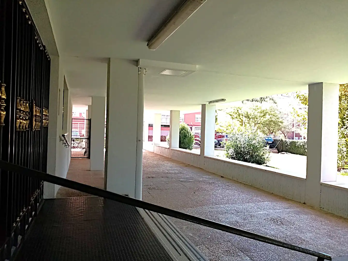 Pis amb jardí en venda a Calle de José de Cadalso, imagen 41