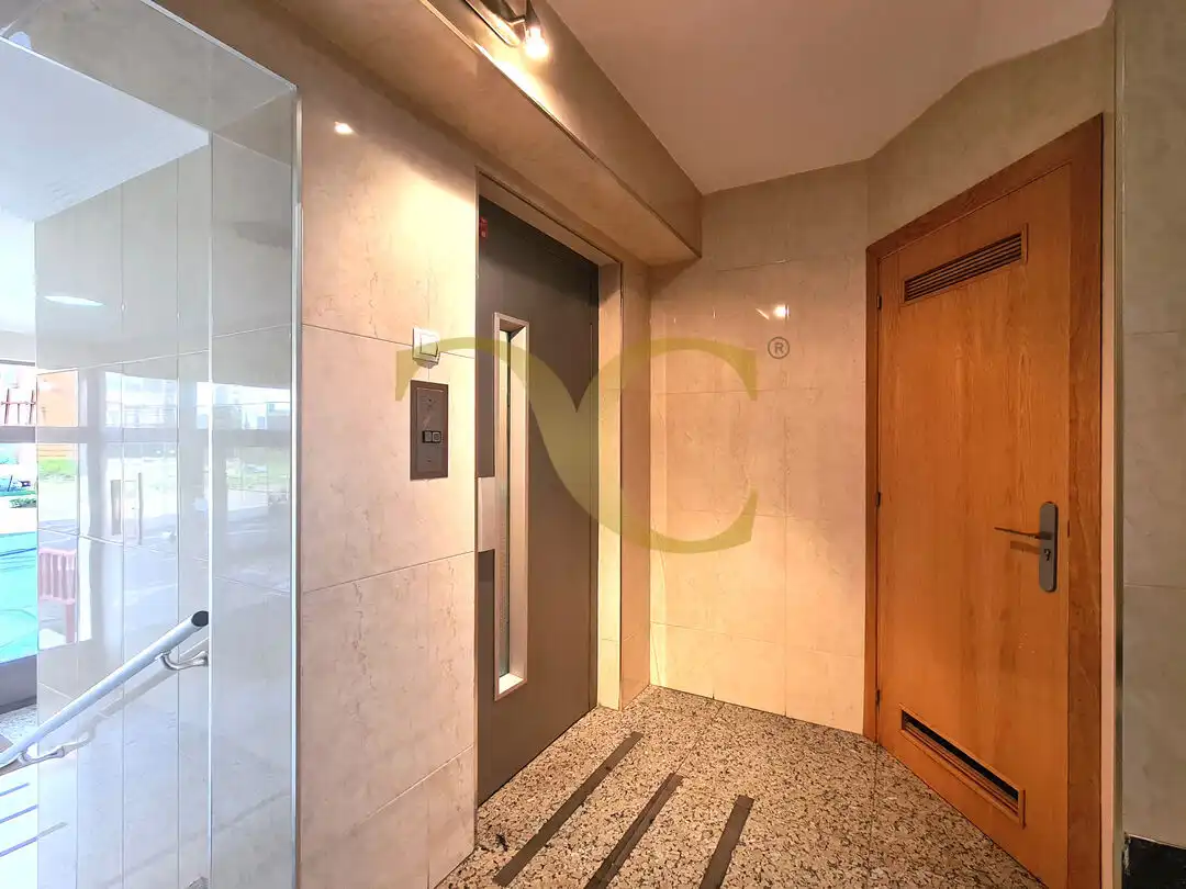 Piso en venta en Oviedo  con Calefacción y Amueblado