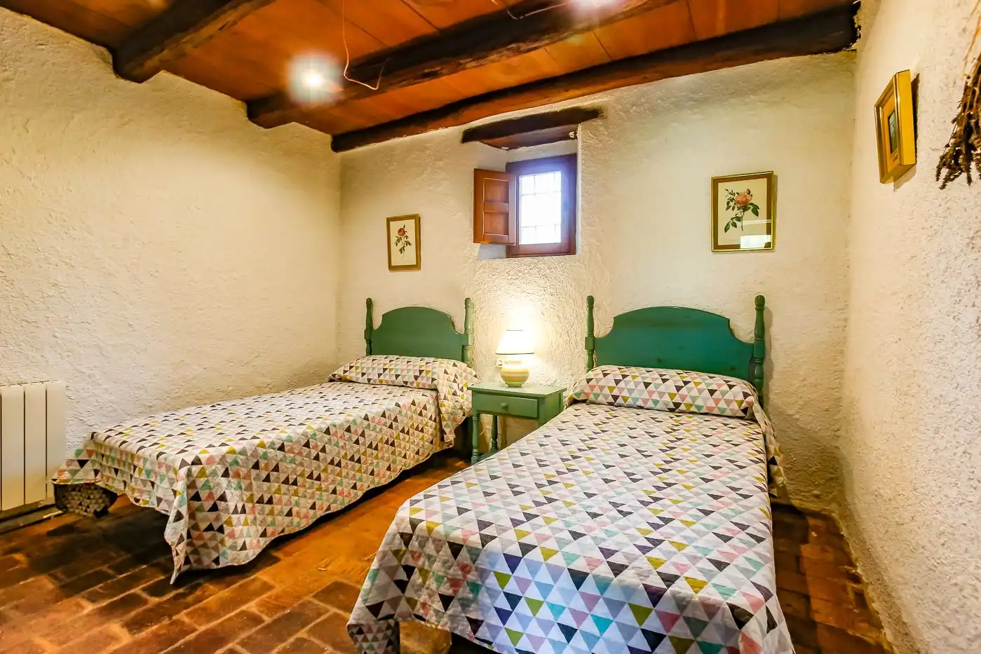 Dormitori de Finca rústica en venda en La Cellera de Ter amb Jardí privat i Terrassa