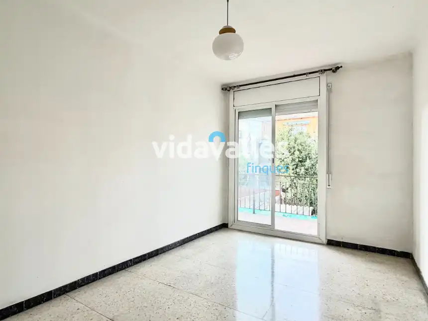 Habitación de Piso en venta en Cardedeu con Calefacción, Trastero y Horno