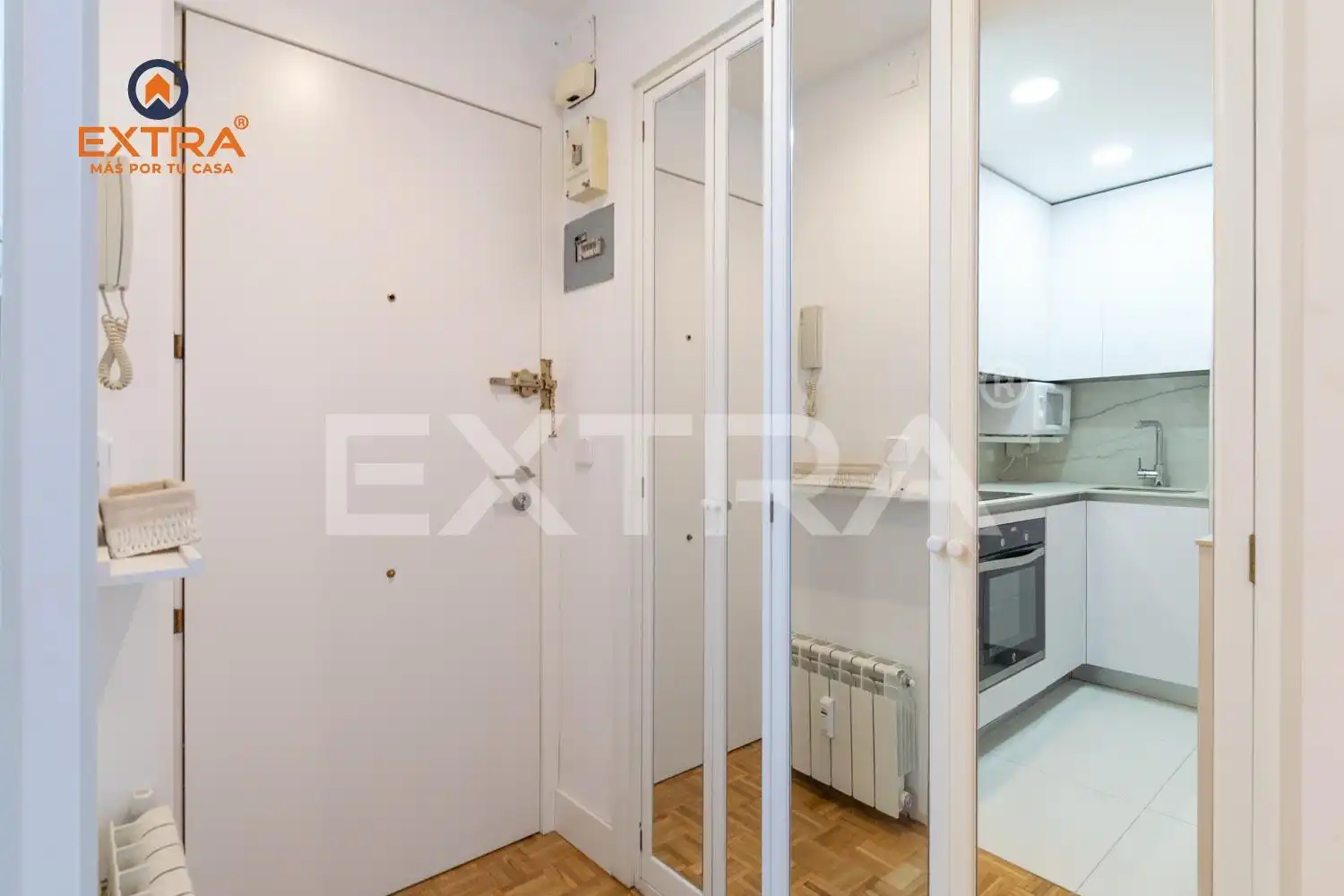 Habitación de Piso en venta en Madrid con Aire acondicionado, Calefacción y Jardín privado
