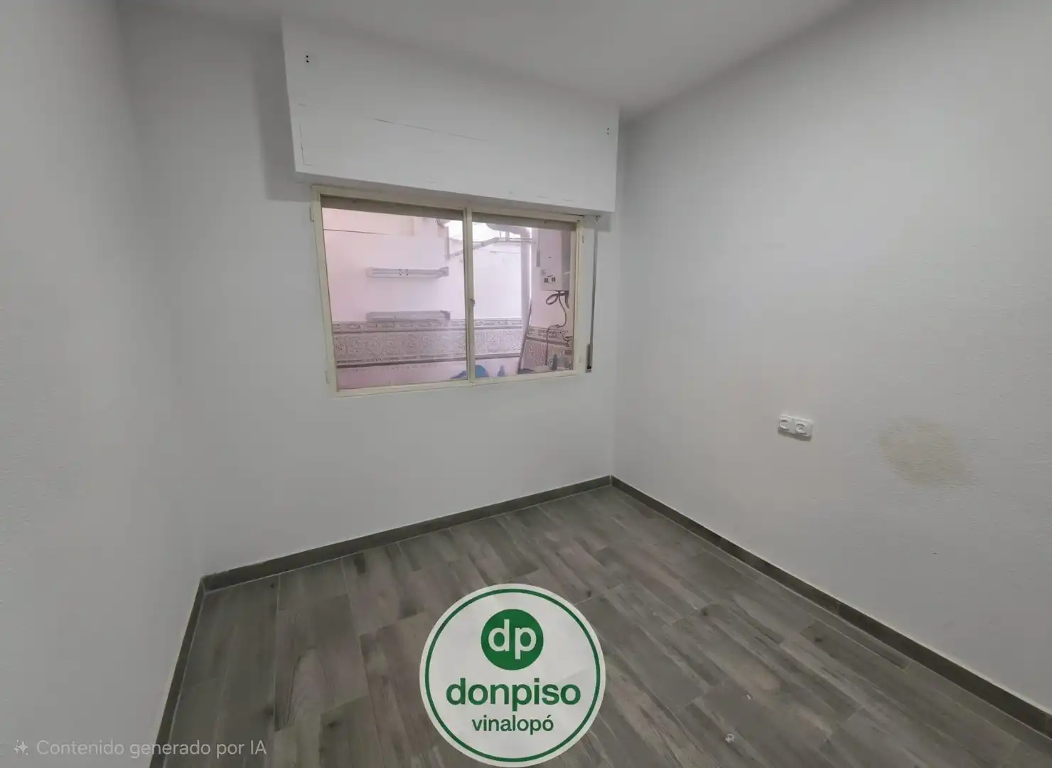 Dormitori de Apartament en venda en Elda amb Traster