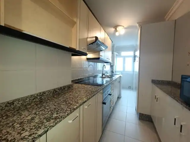 Flat for sale in Rúa Travesía de Vigo, Travesía de Vigo - San Xoán