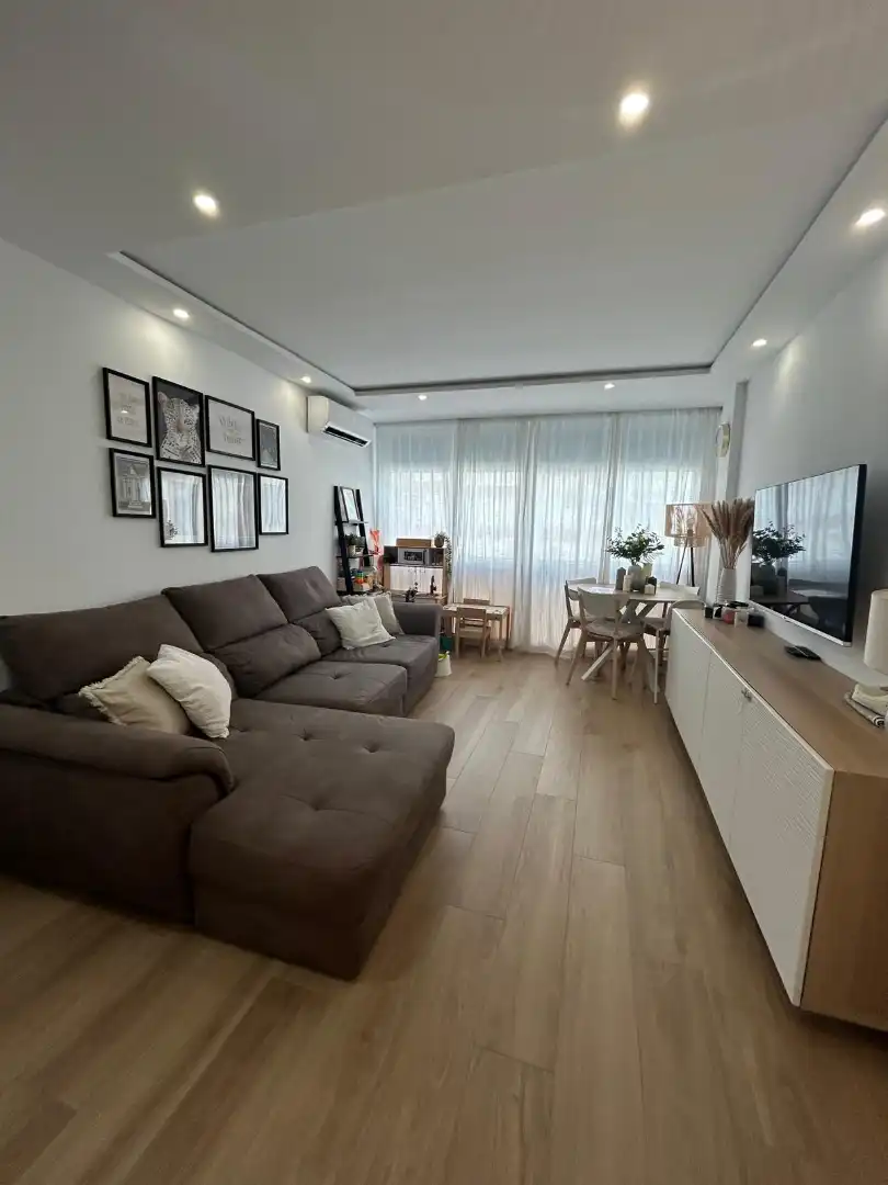 Piso con ascensor en venta en Grupo Parque Miraflores, imagen 2