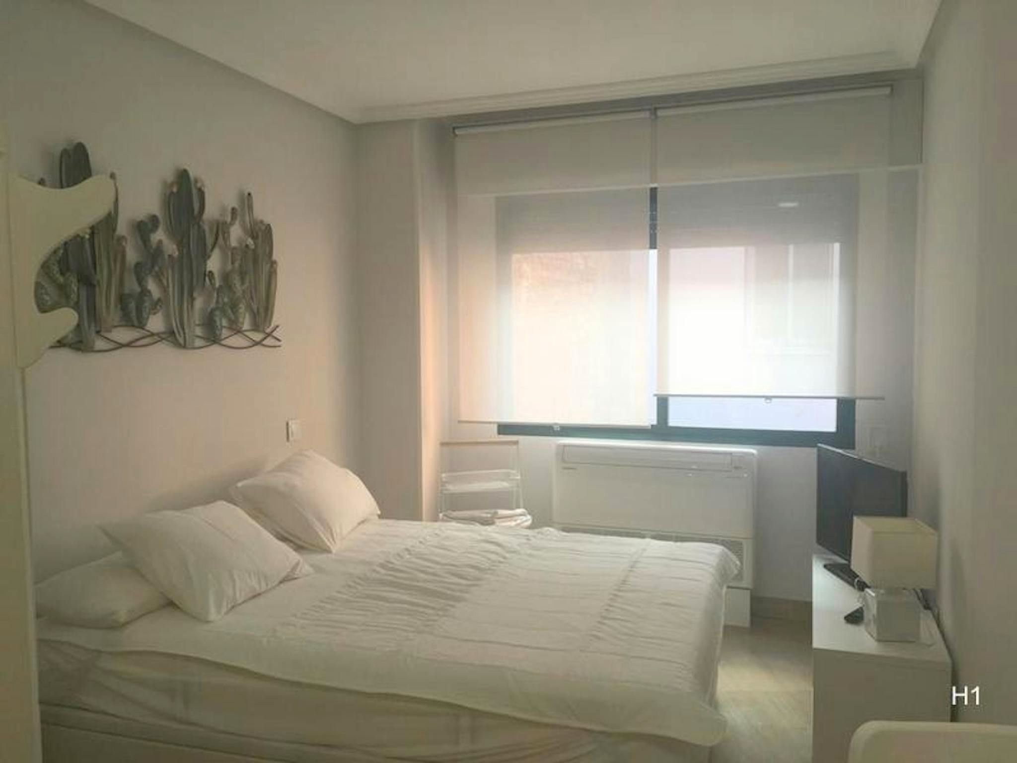 Bedroom of Flat to rent in  Madrid Capital  with Air Conditioner, Heating and Furnished