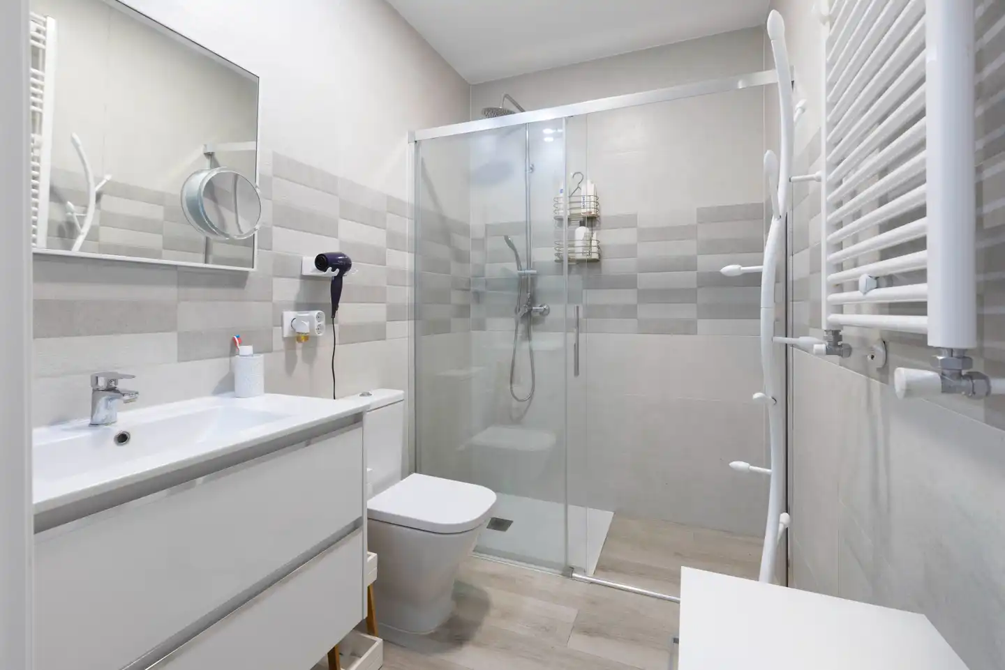 Baño de Casa adosada en venta en L'Eliana con Aire acondicionado y Jardín privado