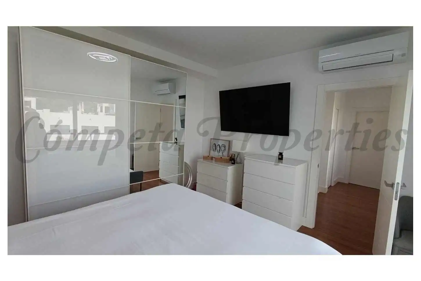 House with pool for sale in Avda Pescia - Ctra de Frigiliana, imagen 17