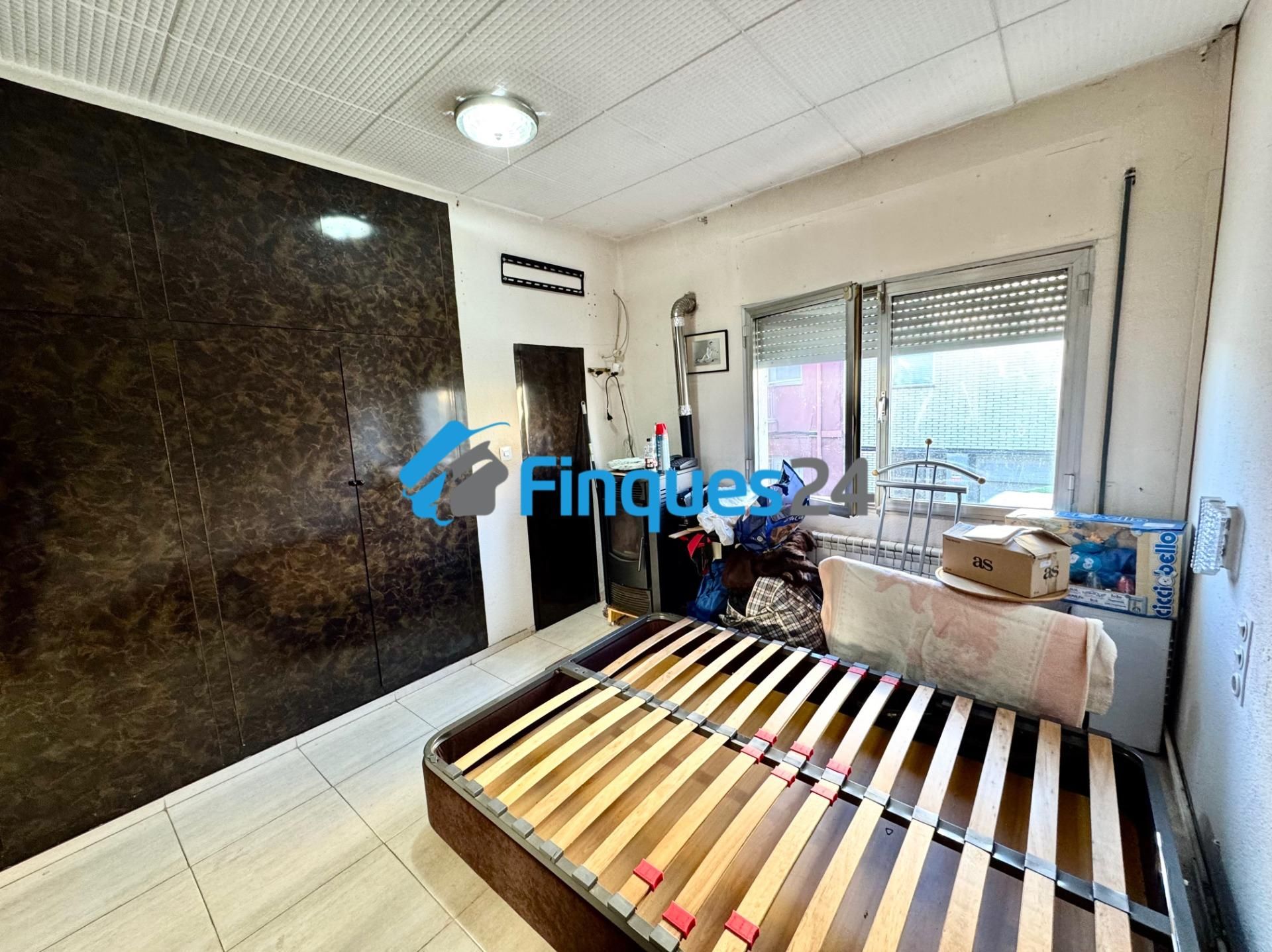 Casa adosada en venda en Manresa amb Calefacció, Terrassa i Balcó