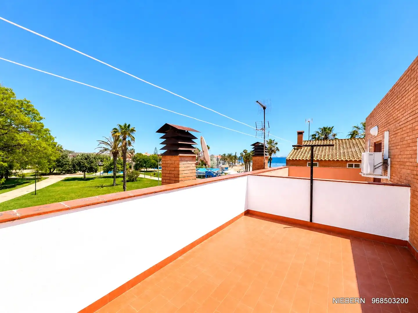 Terrassa de Casa adosada en venda en Los Alcázares amb Balcó