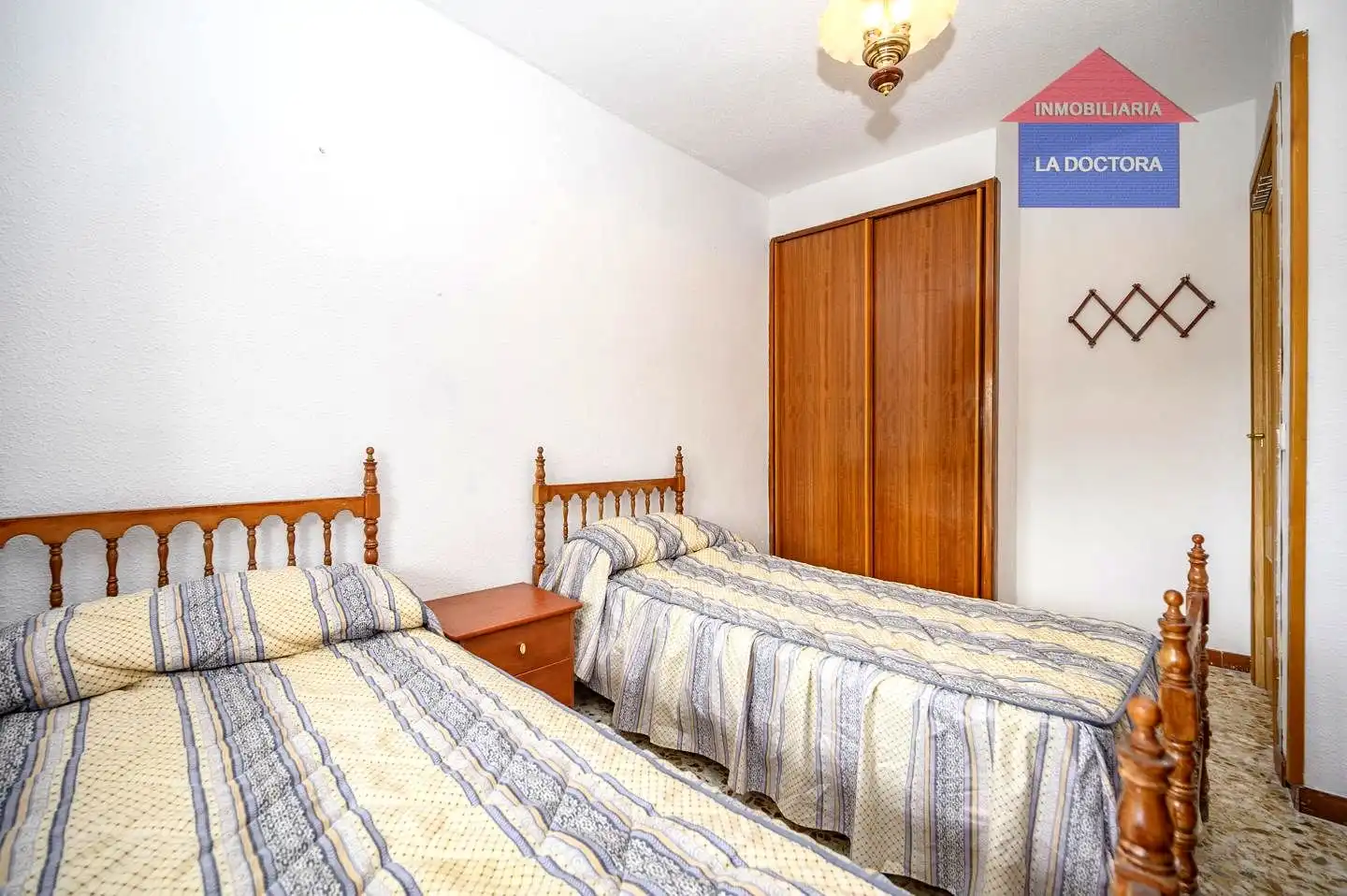Semi-detached house with pool for sale in Escalona, imagen 26