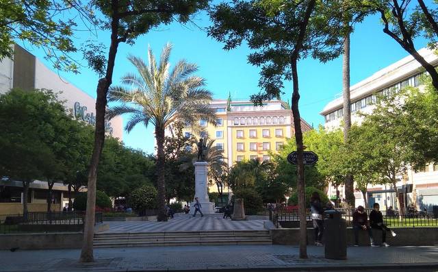 Garaje en Venta en Encarnación - Regina