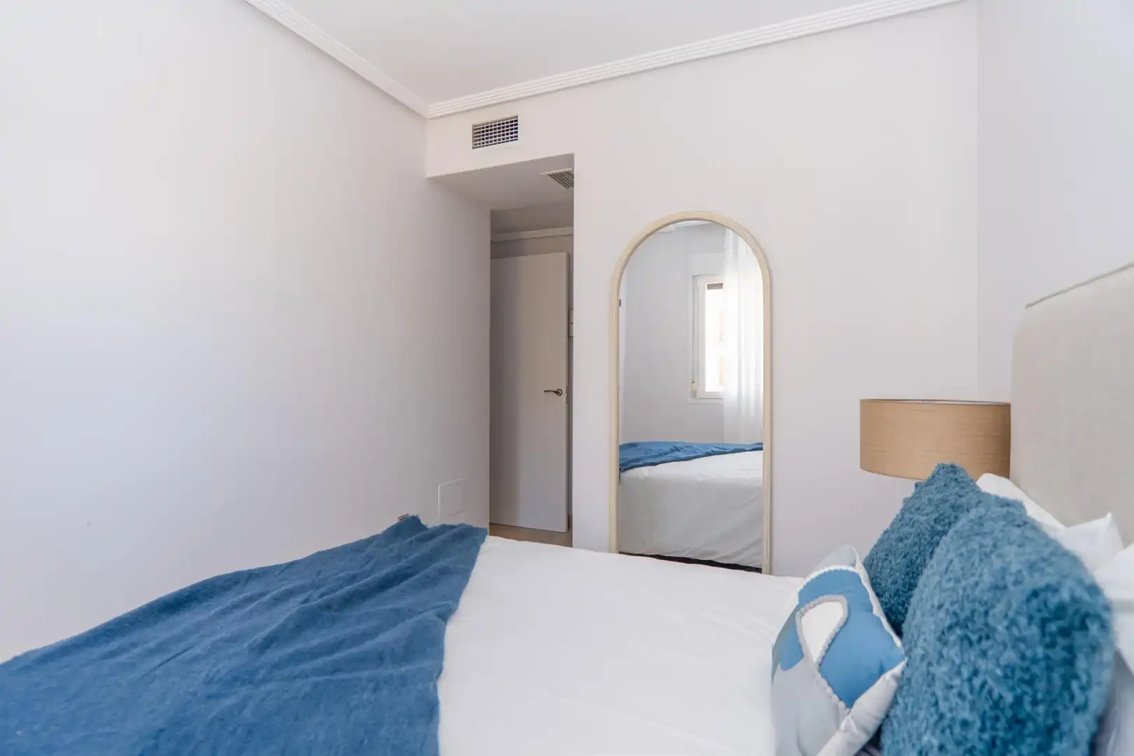 Habitación de Apartamento en venta en Los Alcázares con Aire acondicionado, Calefacción y Trastero