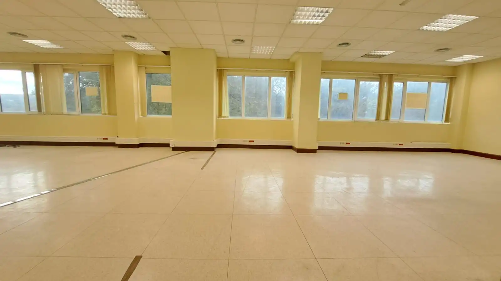 Oficina en venta en Derio con Aire acondicionado y Calefacción