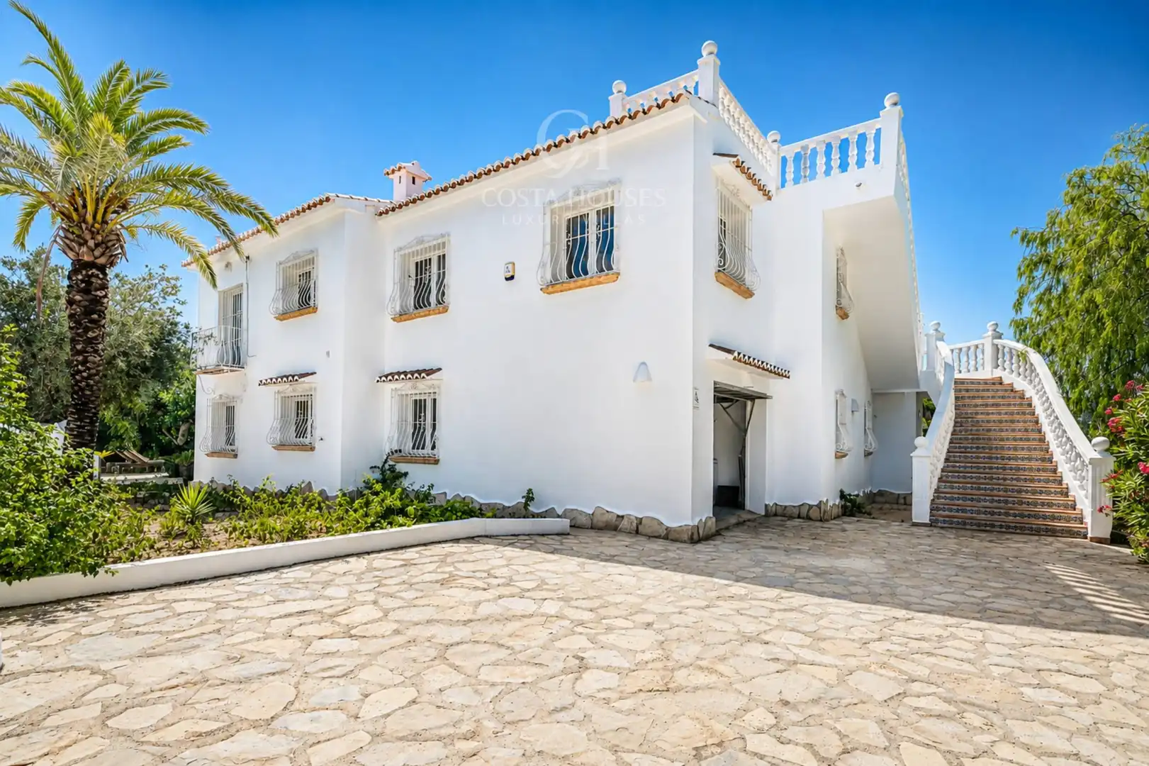 Vista exterior de Casa o xalet en venda en Moraira amb Aire condicionat, Calefacció i Jardí privat