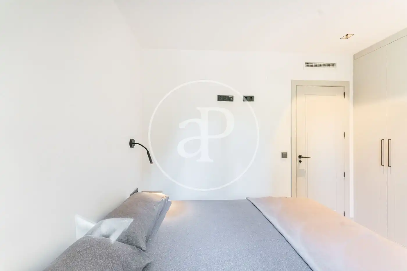 Flat with pool to rent in C. del Marqués de Pico Velasco, imagen 19