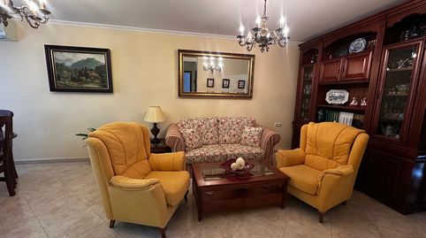 Foto 2 de Casa adosada en venta en La Cruz, Camas