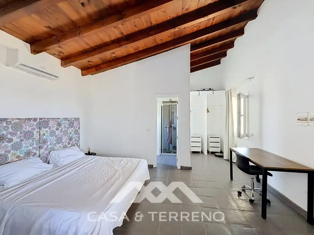 Dormitori de Casa o xalet en venda en Vélez-Málaga amb Aire condicionat, Jardí privat i Terrassa