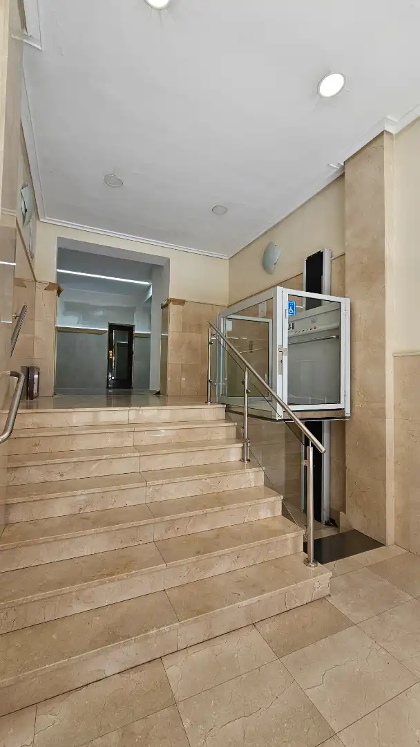 Flat for sale in Zaragoza  with Heating