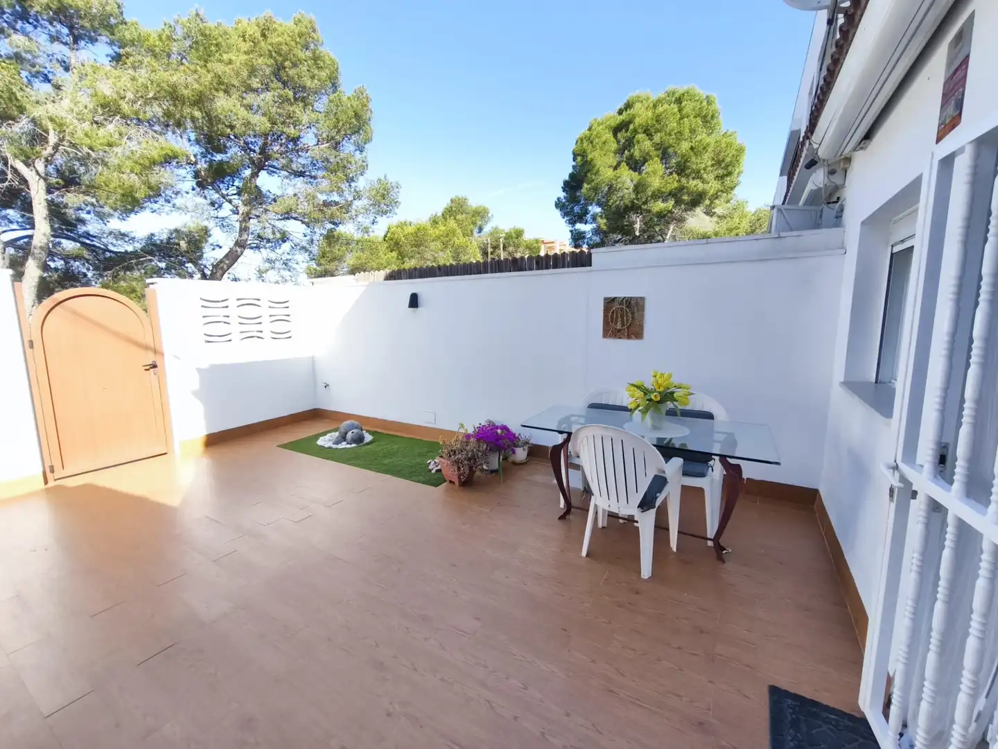 Terrassa de Casa adosada en venda en Salou amb Aire condicionat, Calefacció i Jardí privat