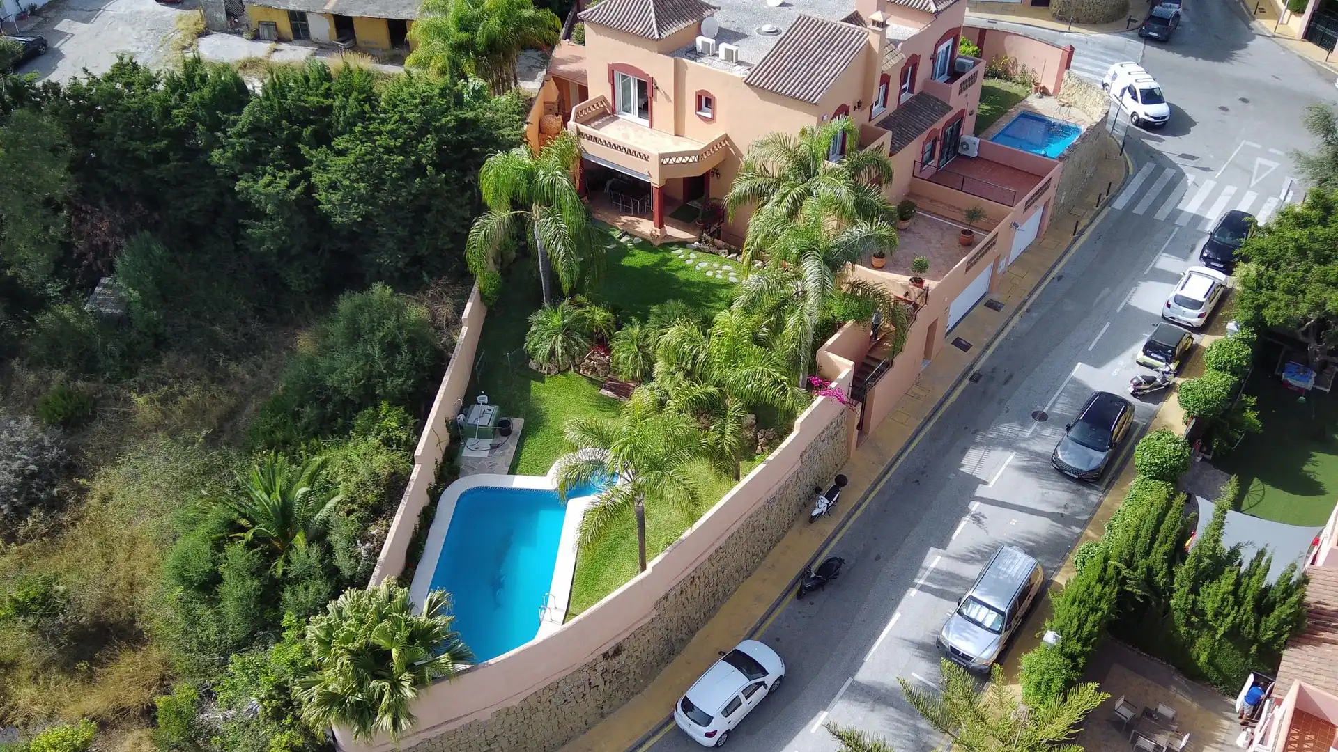 Exterior view of Detached homes for sale in Marbella  with Terrace and Balcony