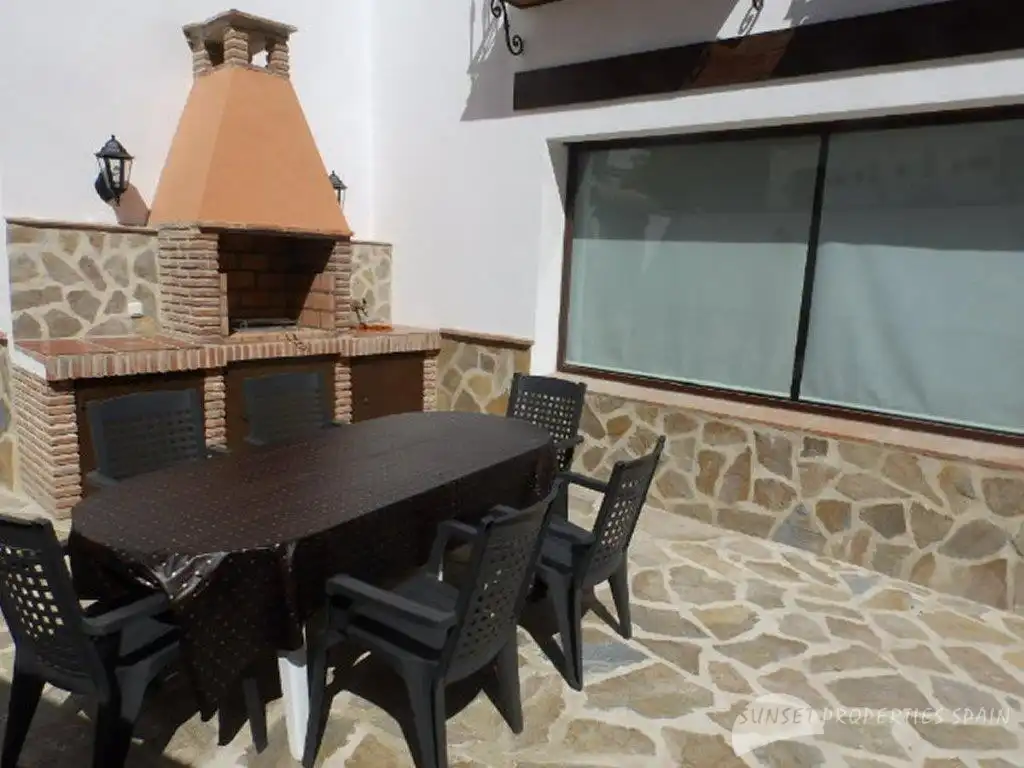 Terrassa de Casa adosada en venda en Salares amb Terrassa