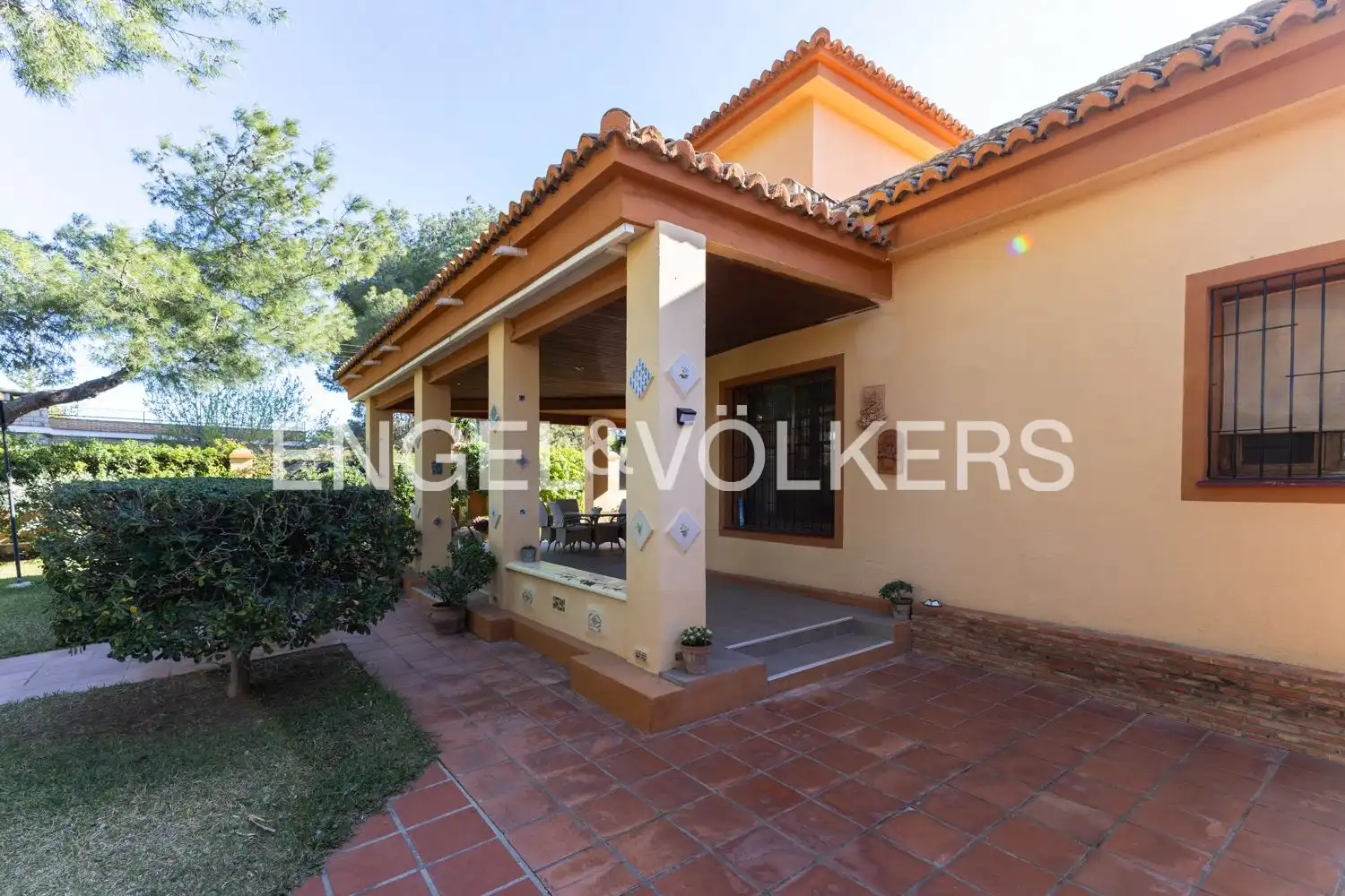 Vista exterior de Casa o chalet en venta en Paterna con Aire acondicionado, Calefacción y Jardín privado