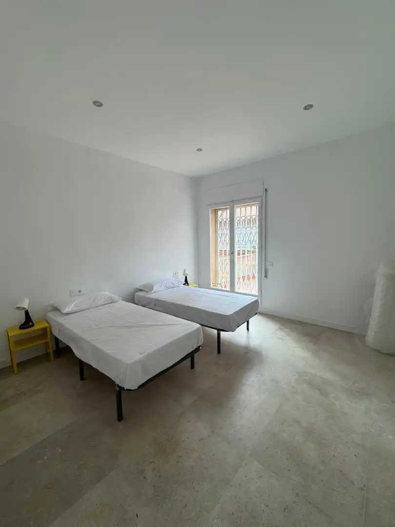 Hotel for sale in Artigues - Llefià, imagen 4