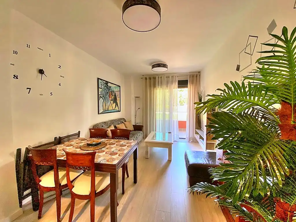 Appartamento con piscina in affitto a Benajarafe
