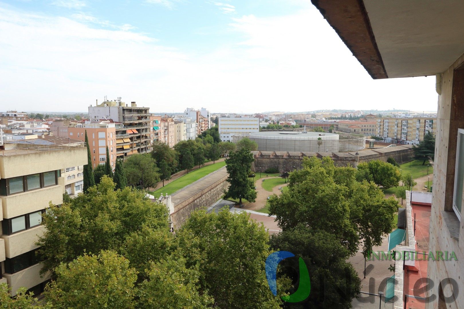 Vista exterior de Àtic de lloguer en Badajoz Capital amb Aire condicionat, Calefacció i Parquet