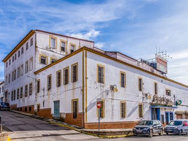 Industriegebäude zum Verkauf in Rosal de la Frontera