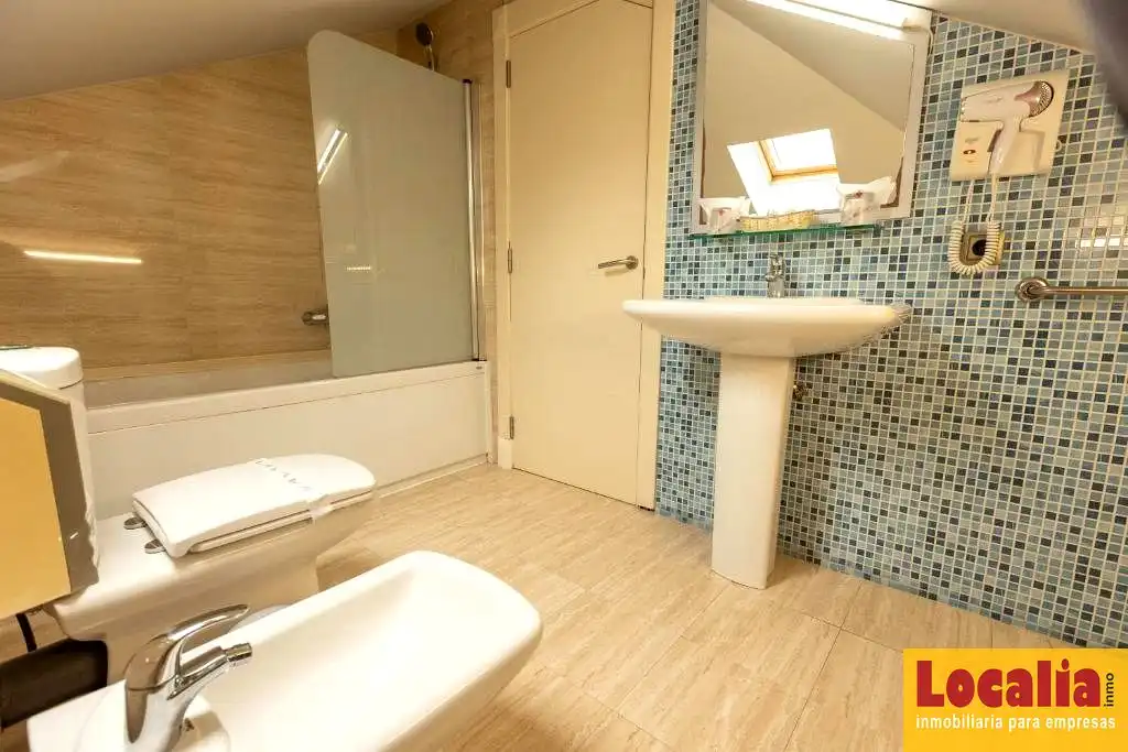 Baño de Edificio en venta en Torrelavega 