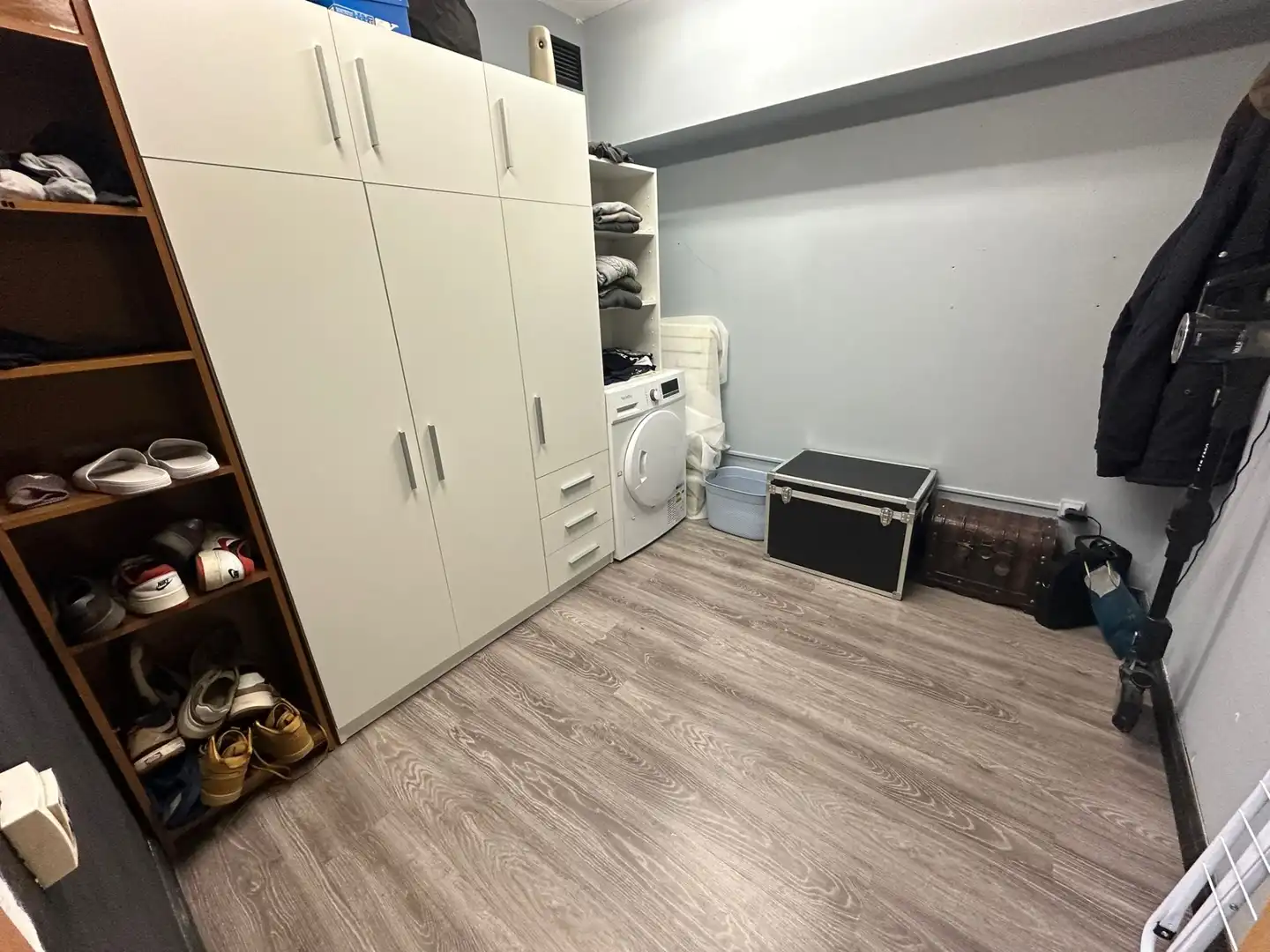 Commercial properties for sale in Parla  with Air Conditioner and Heating