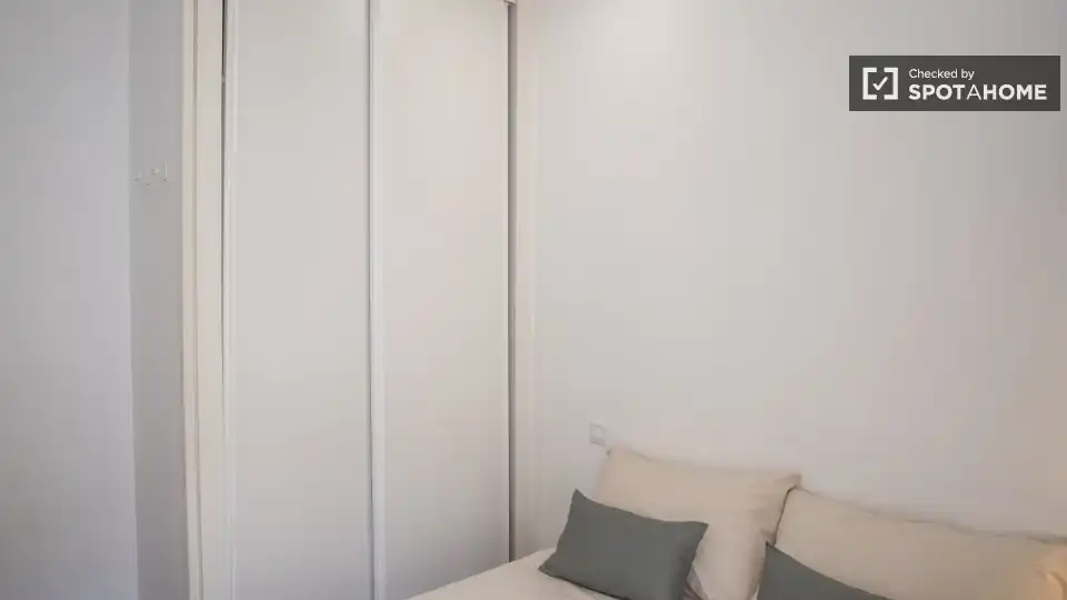 Wohnung mit Balkon zur Miete in Latina, imagen 3