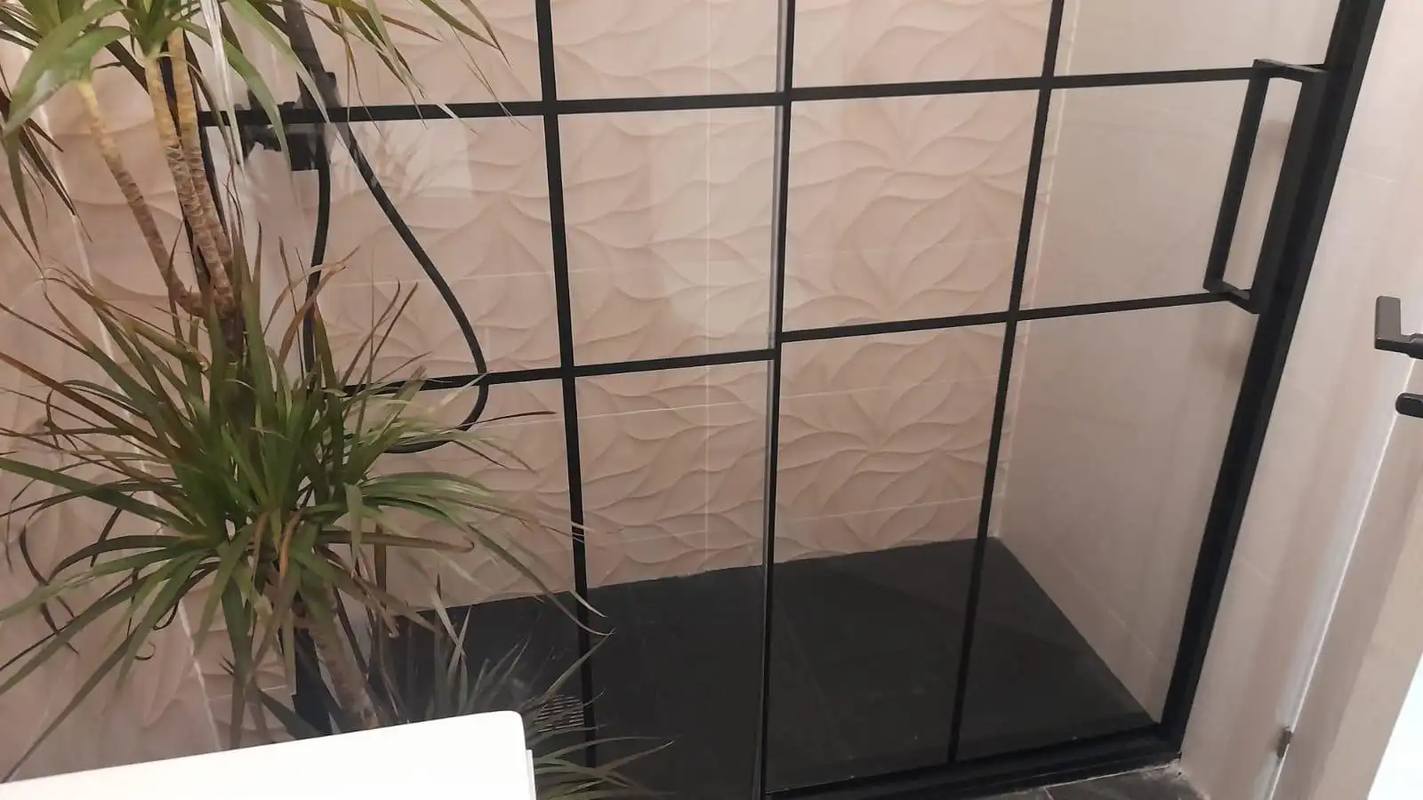 Bathroom of Commercial properties for sale in Lleida