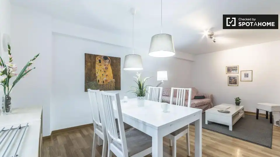 Appartamento con terrazza in affitto a Poblats Marítims, imagen 6