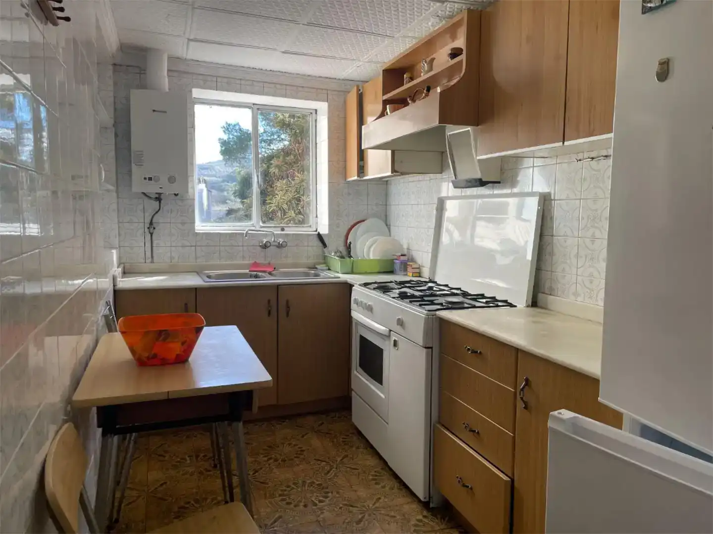 Kitchen of Detached homes for sale in Planes