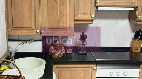 Foto 2 de Piso en venta en O Castro, Vigo