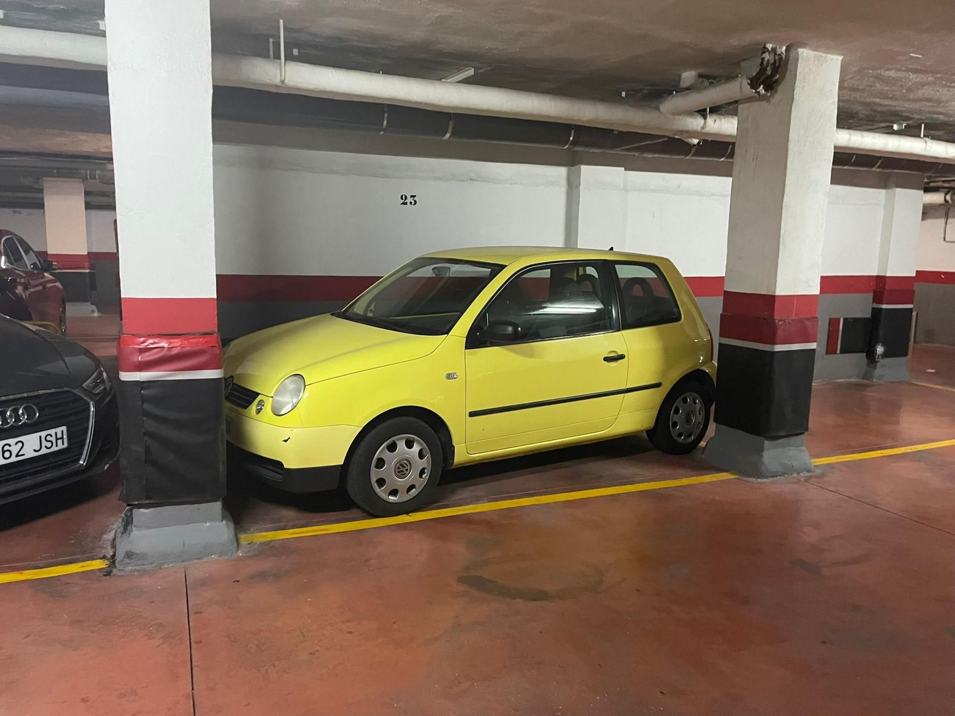 Garaje de alquiler en Plaza Condestable, 2, San Miguel, Centro