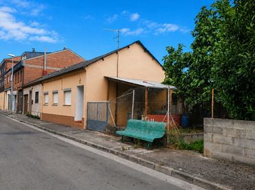 Casa amb jardí en venda a Calle el Greco 9