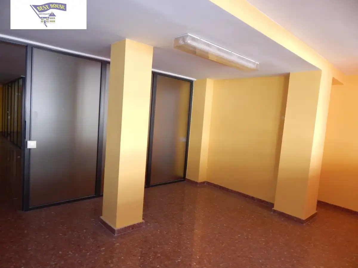 Business premises to rent in Sant Josep - Zona Hospital, imagen 4